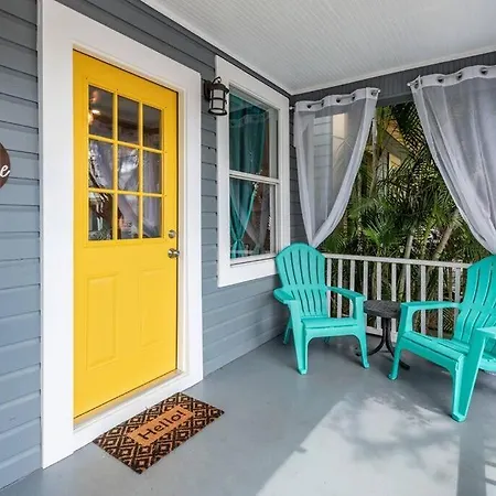 Franks Farmhouse Shotgun Style Apt In Ybor City Tampa Esterno foto