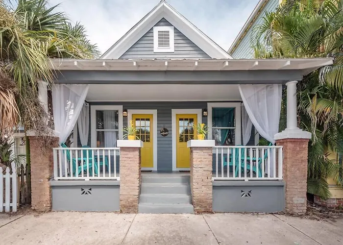 Franks Farmhouse Shotgun Style Apt In Ybor City