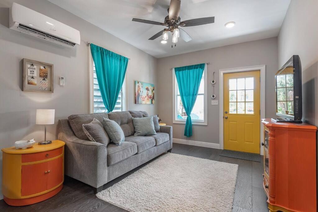 Apartment Franks Shotgun Style In Ybor